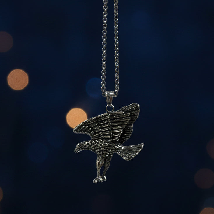 Necklace: Men’s Silver Eagle