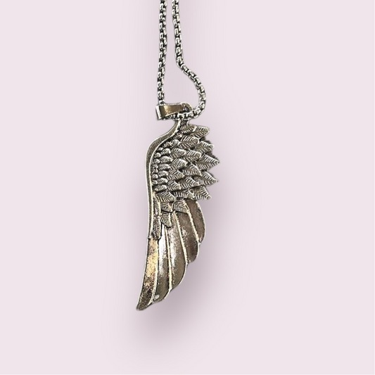 Silver single wing necklace