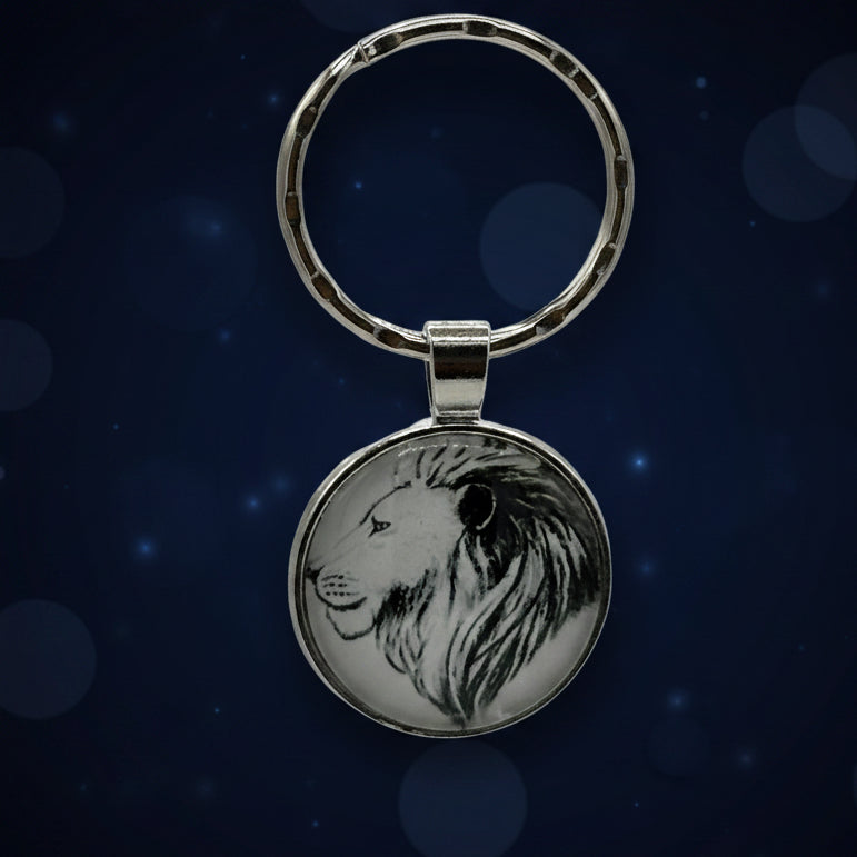 Keychains: Small lion Pendant