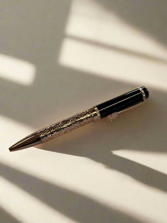 Rosegold lion pen