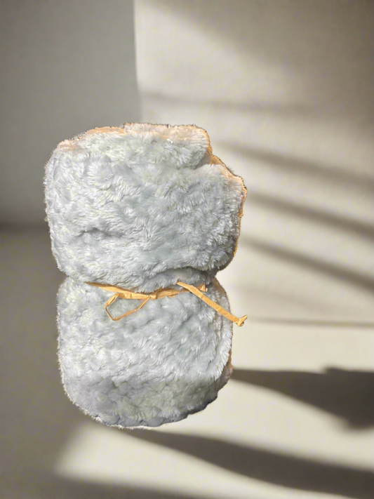 Chenille lap throw