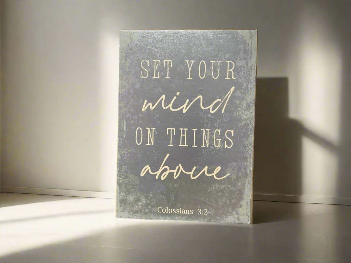 Table decor “set your mind on things above”