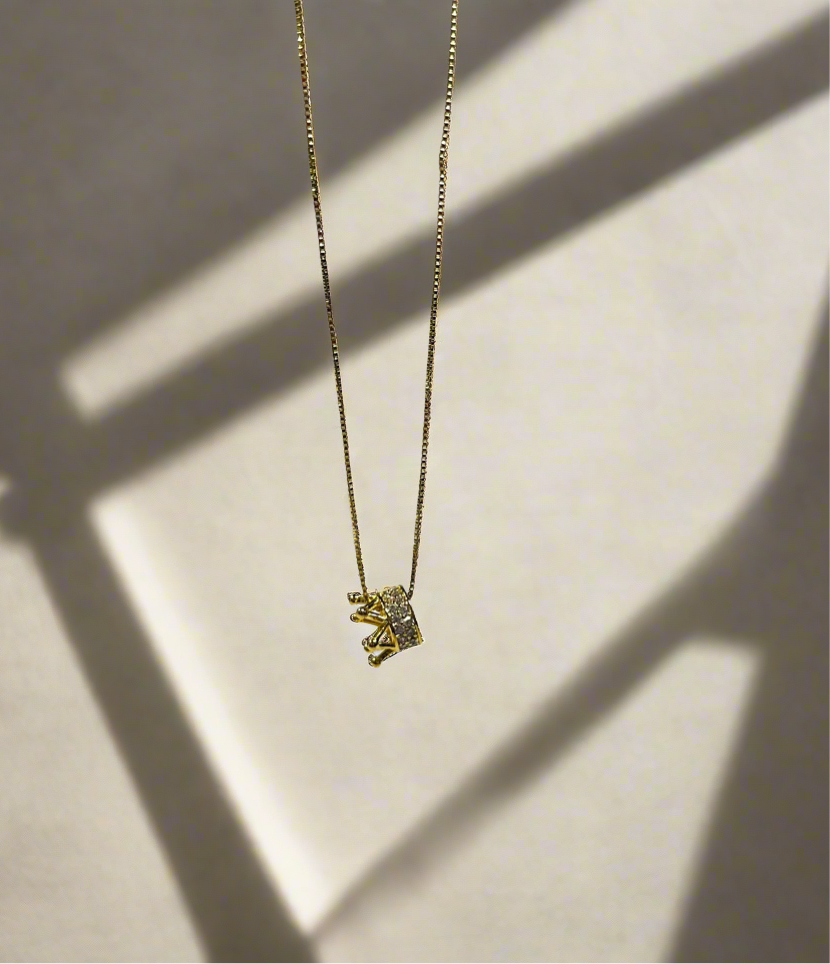 Crown necklace