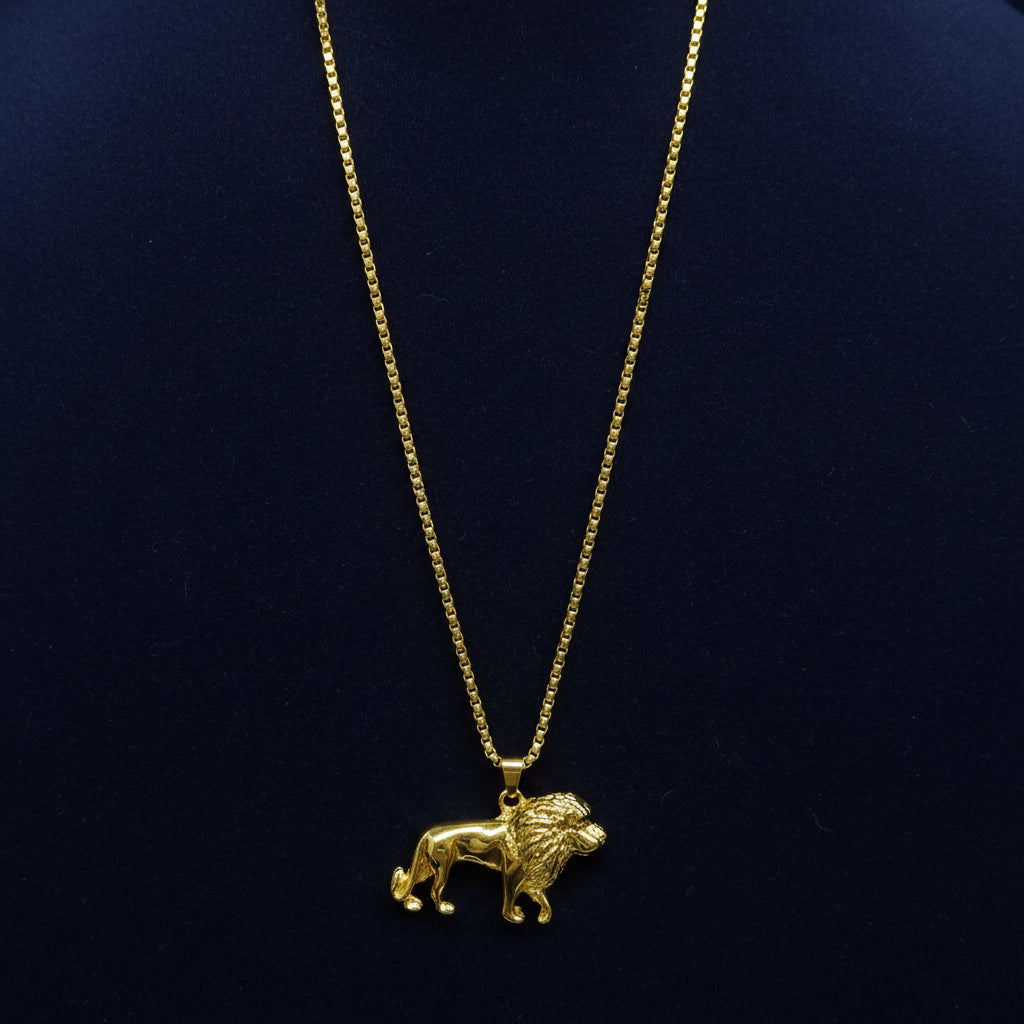 Necklace: Men’s Gold Walking Lion