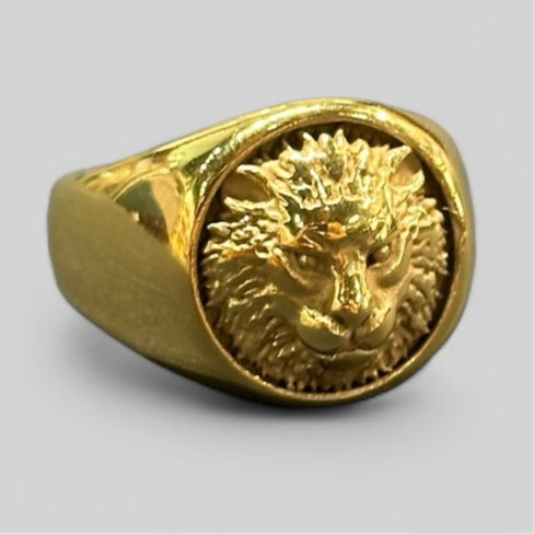 Gold lion ring