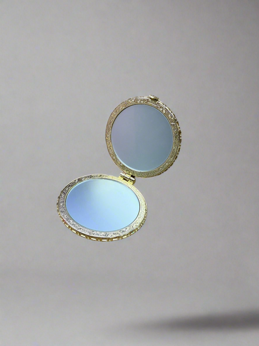 Compact Mirror