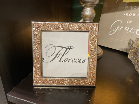 Rose gold small frame floreses