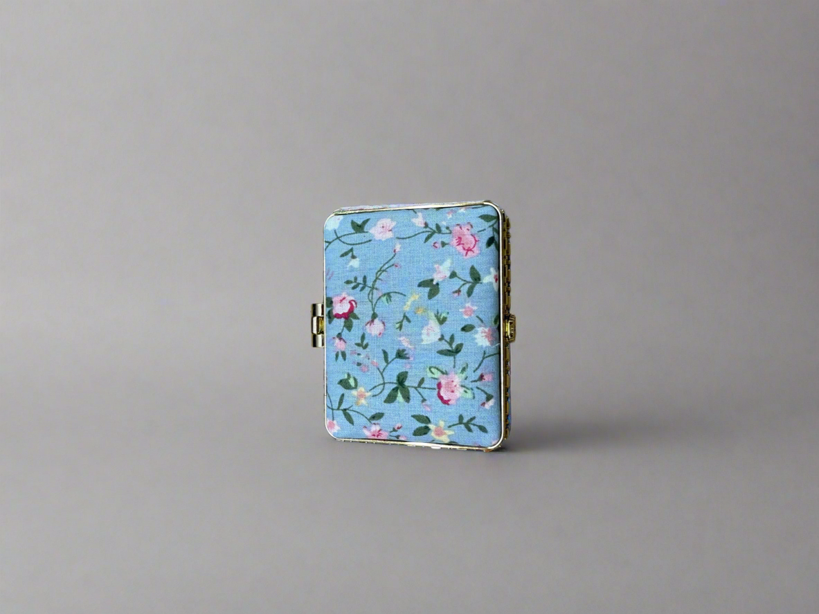 Compact Mirror