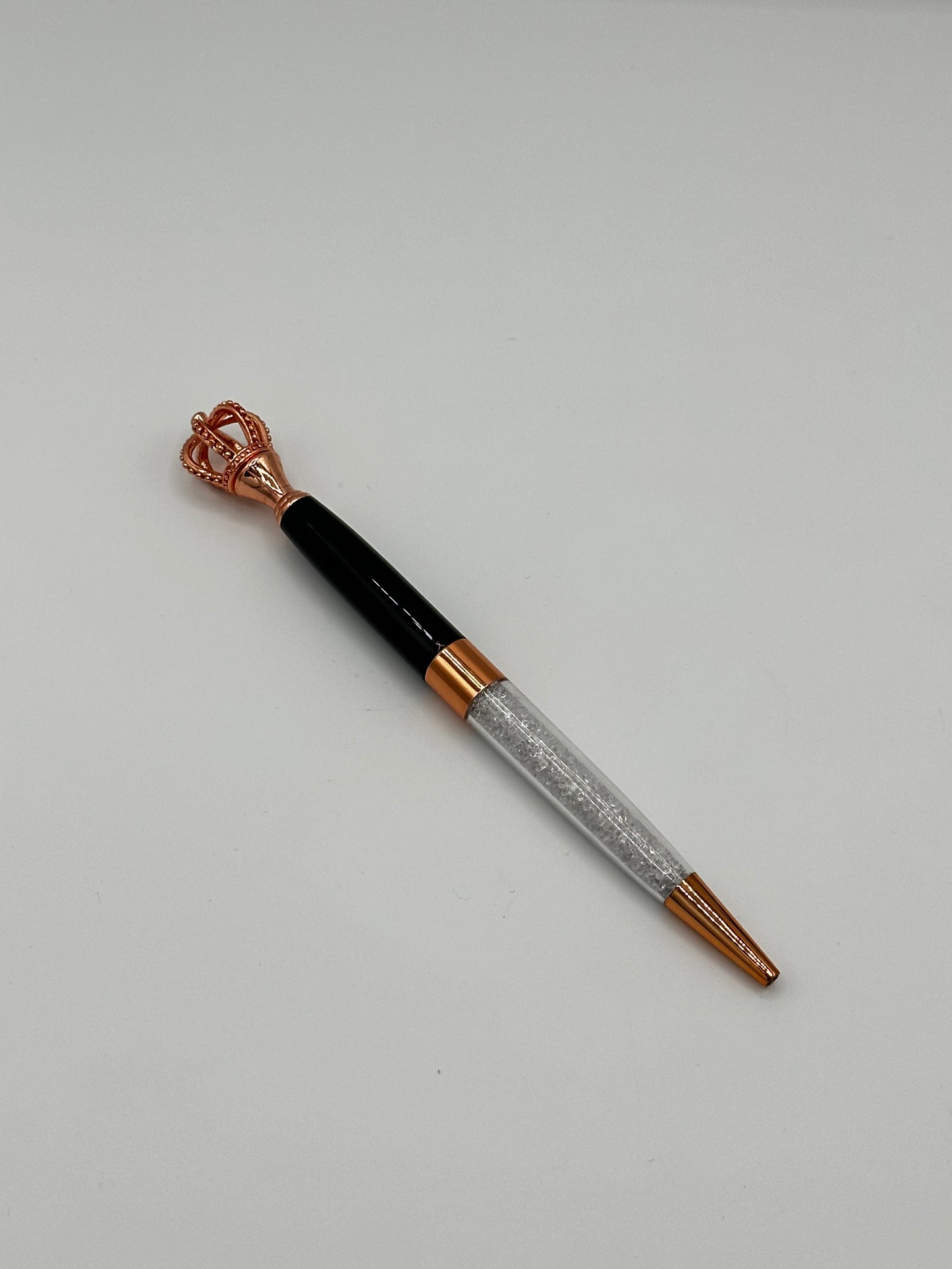 Pen: Crown top