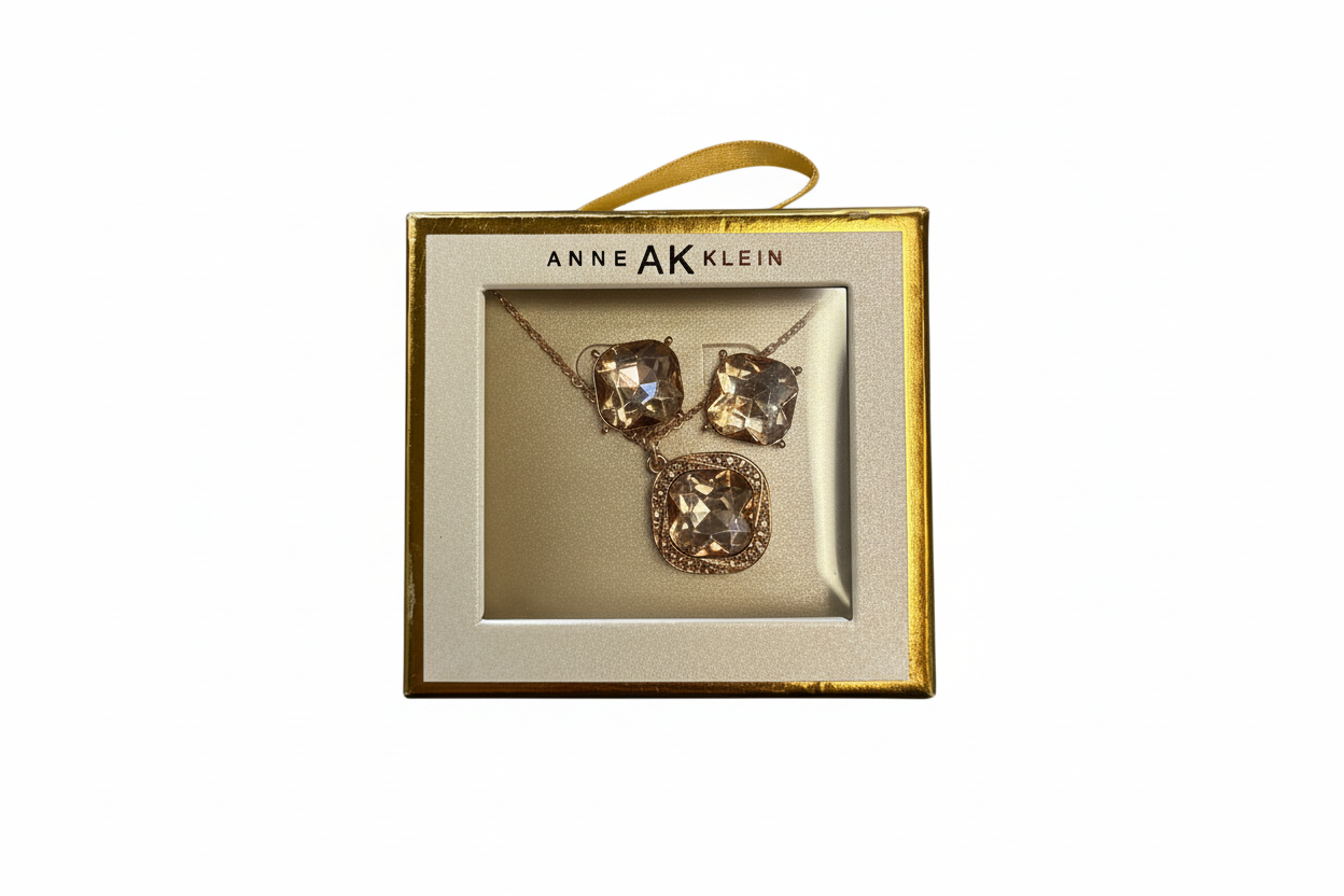 Necklace and Earring set