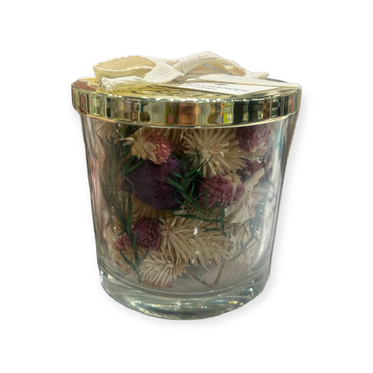 Potpourri candle