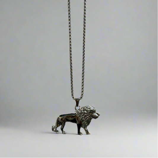 Men’s Silver Walking Lion Necklace