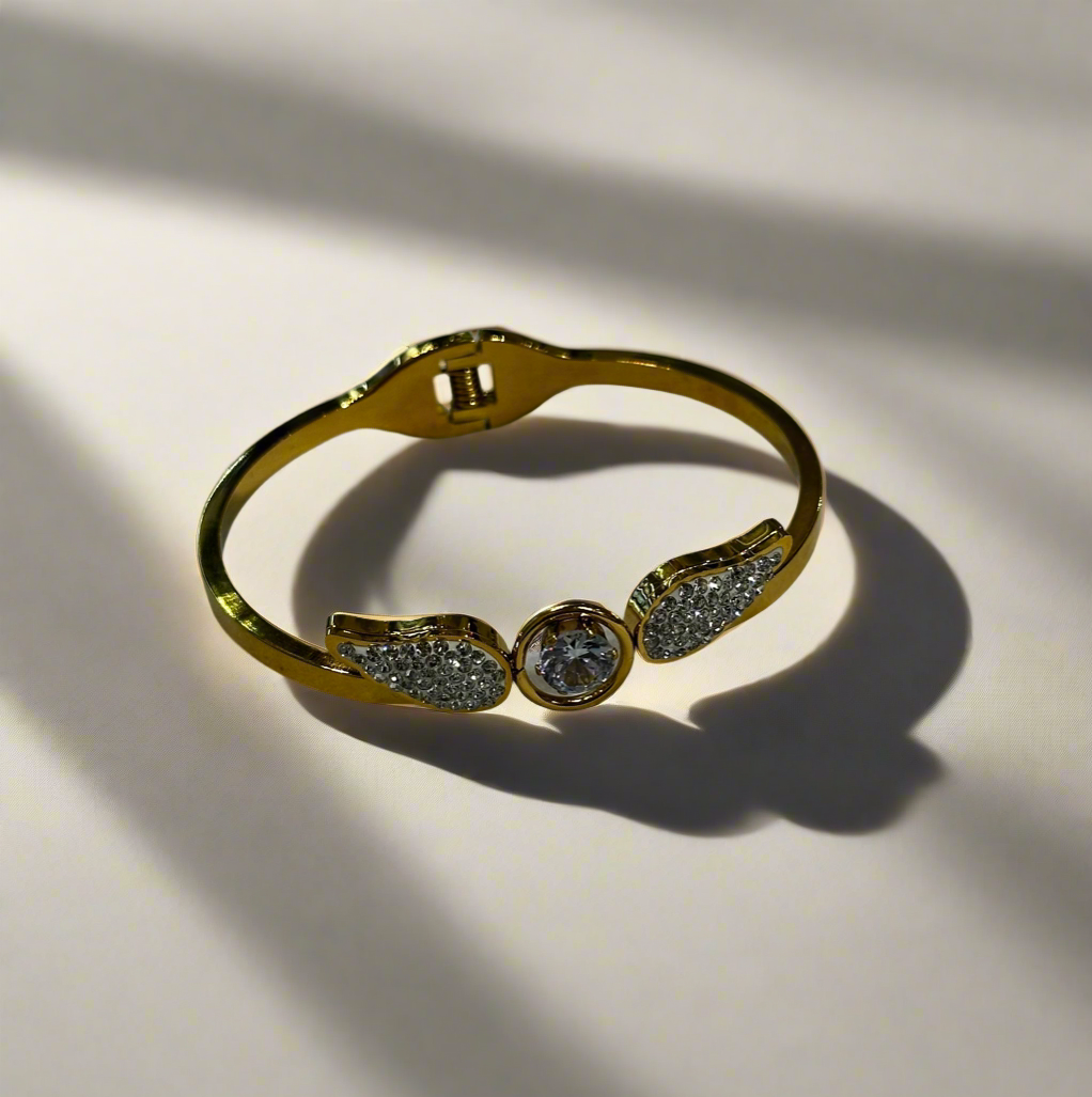 Bracelet: Angel Wing Bangle