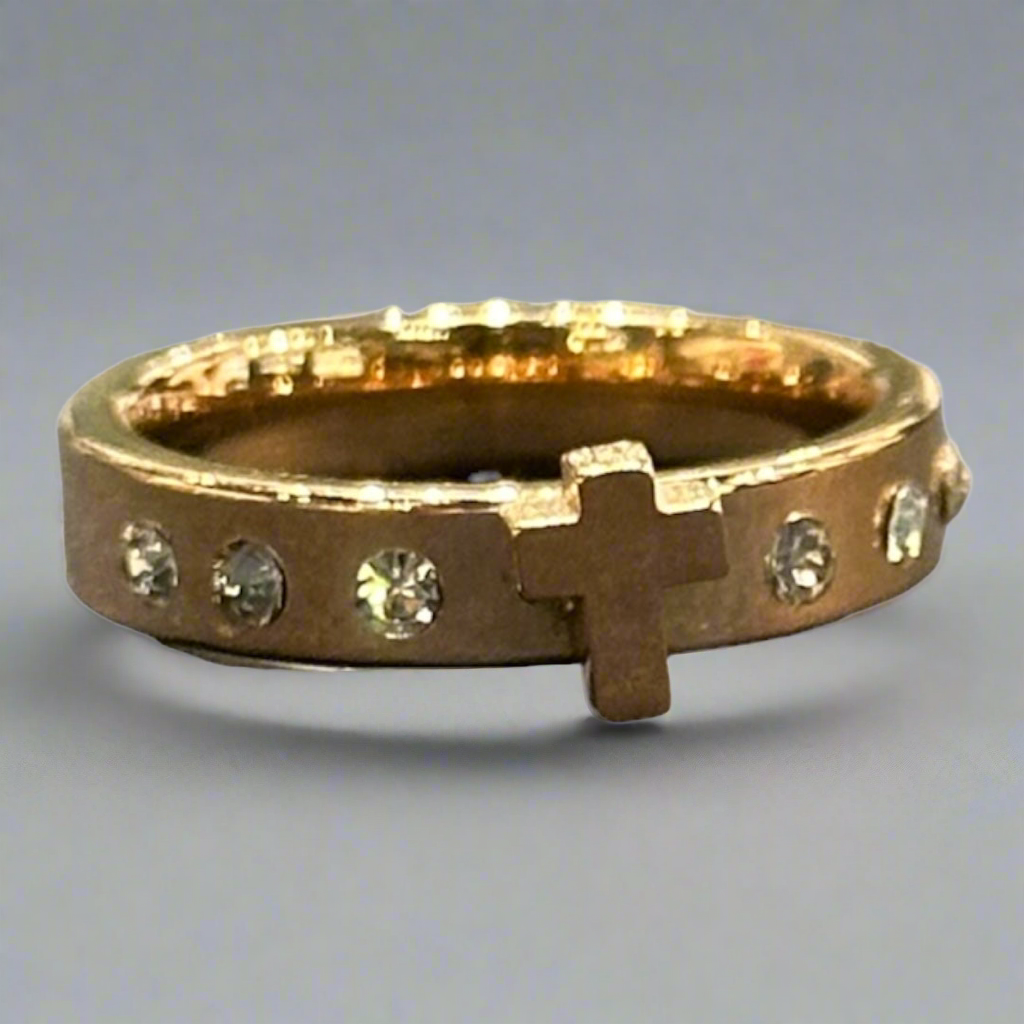 Cross banded ring