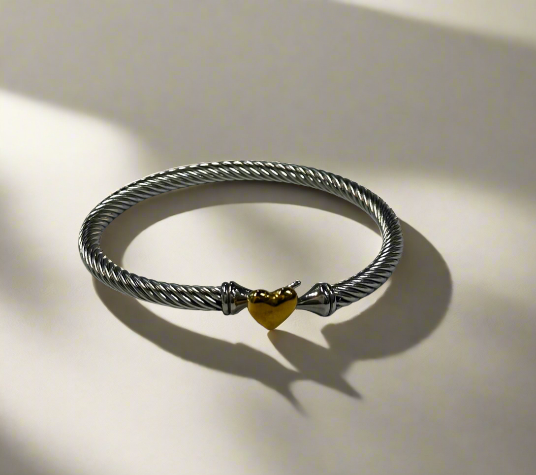 Bracelet:Sliver Heart Bangle