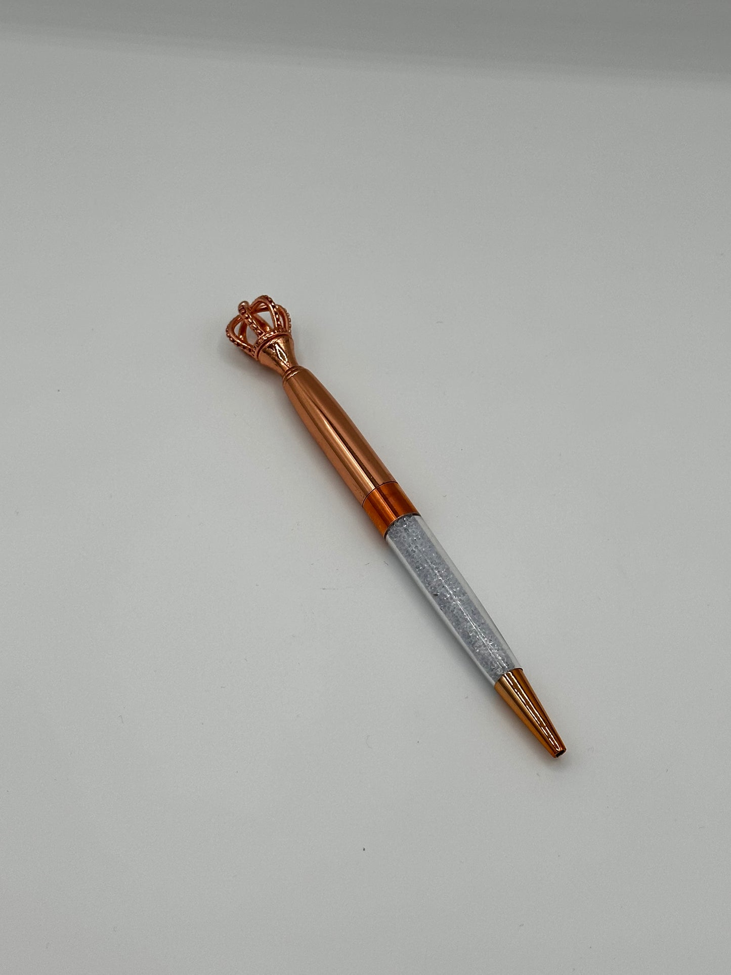 Pen: Crown top
