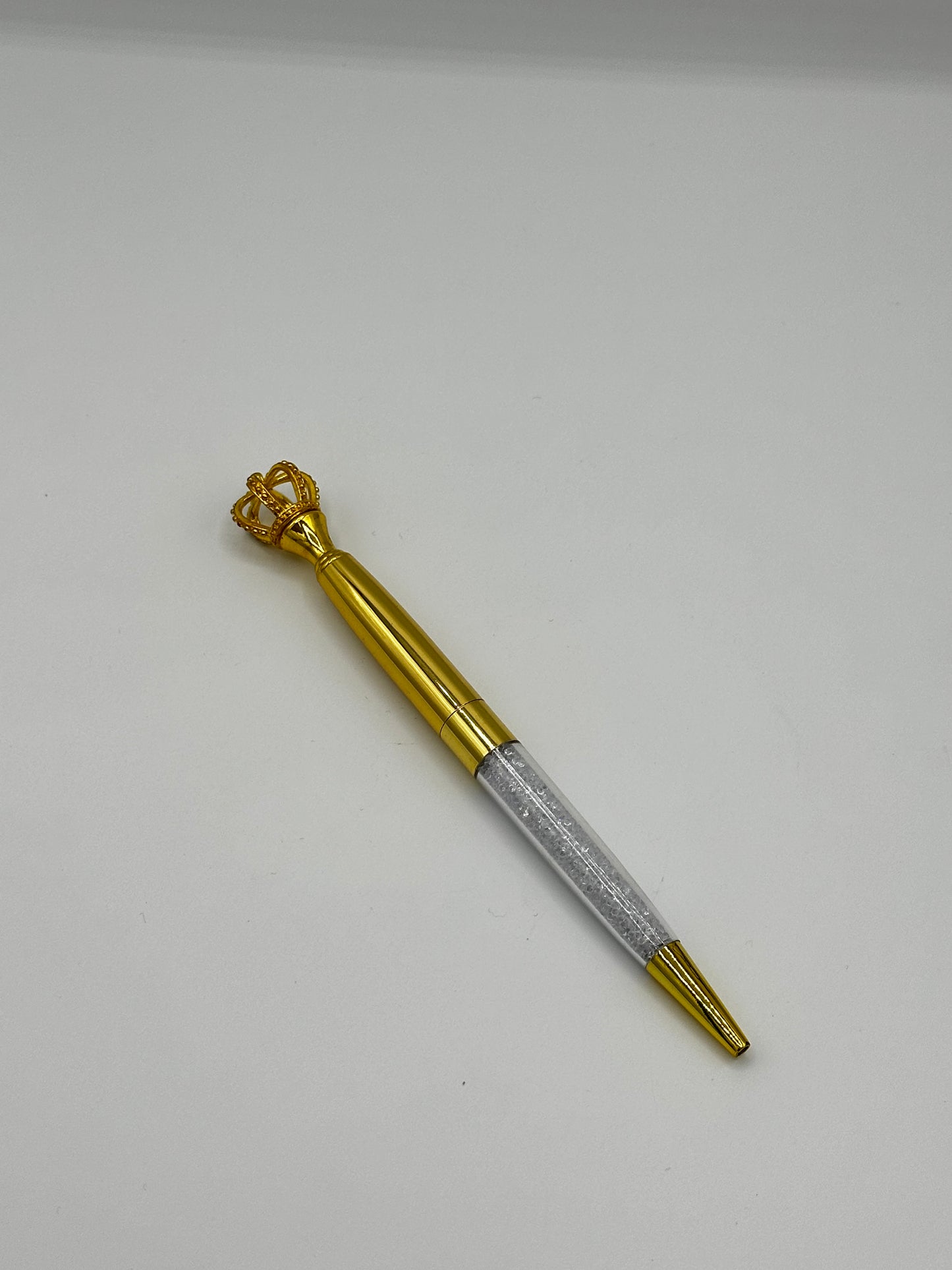 Pen: Crown top