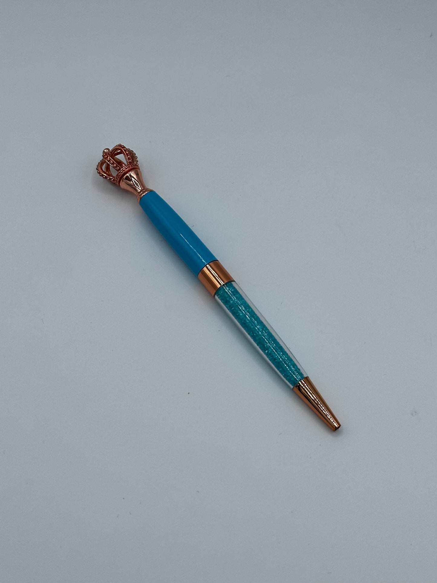 Pen: Crown top