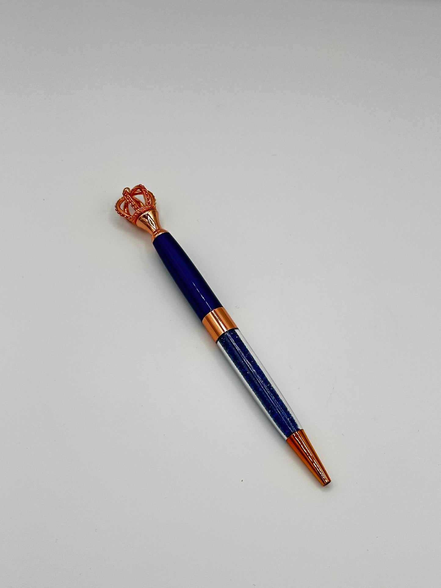 Pen: Crown top