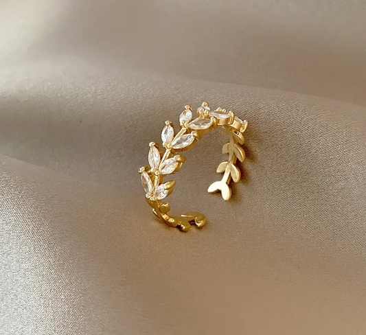 Ring: Leaf band