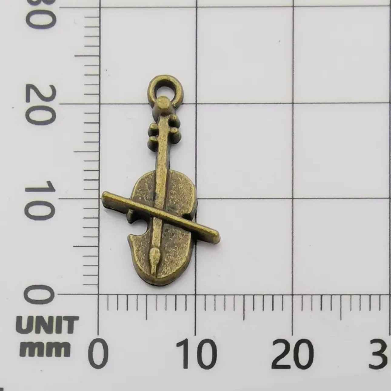Pendant: Musical instruments notes