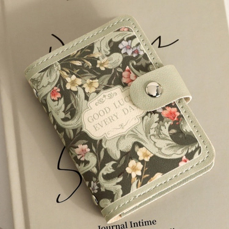 Women’s Flower Thread Card Holder