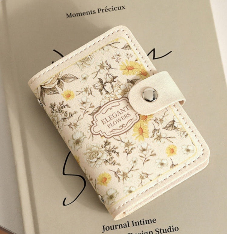 Women’s Flower Thread Card Holder