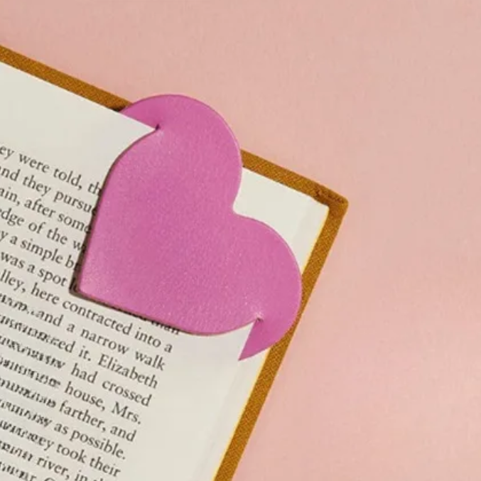 Bookmarks: heart shape